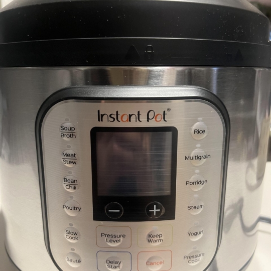 Nồi Áp Suất Instant Pot 8QT - Hàng chính hãng - Phiên bản Mỹ - Điện 110V